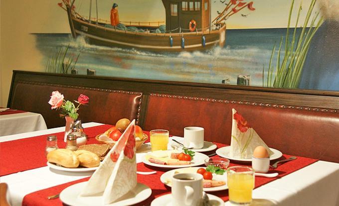 Hotel Zur Bruecke グライフスヴァルト エクステリア 写真